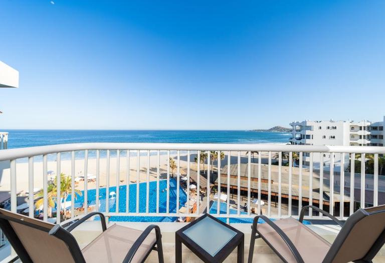Suite Palmilla Ocean View King  Krystal Grand® Los Cabos Suite Palmilla Ocean View King  Krystal Grand® Los Cabos