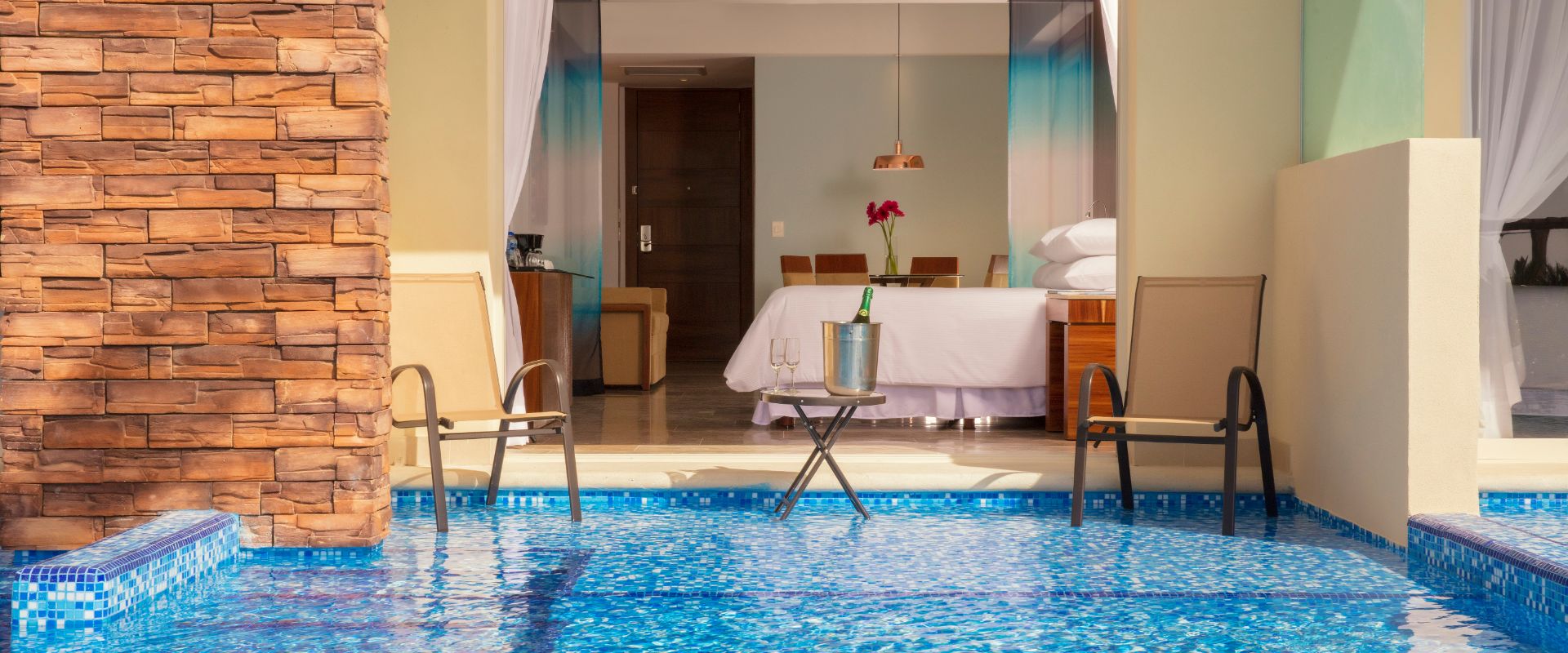 Krystal Grand® Los Cabos Krystal Grand® Los Cabos